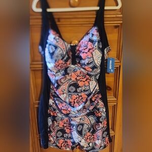 Women's Plus Size Floral         One Piece Swimsuit